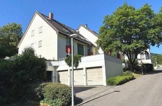 Wohnung kaufen in 70329 Stuttgart, Stuttgart - Gemütliche 2-Zimmer-Wohnung mit Terrasse, Hobbyraum & Blick ins Grüne