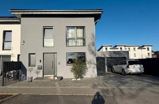 Villa kaufen in 41169 Mönchengladbach, Mönchengladbach - Neuwertige Stadtvilla-DHH | Ausbaureserve | Keine Provision