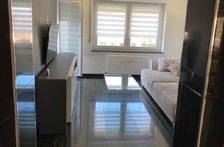 Wohnung kaufen in 72555 Metzingen, Metzingen - 2-Zimmer-Wohnung Renoviert in Metzingen Neugreut