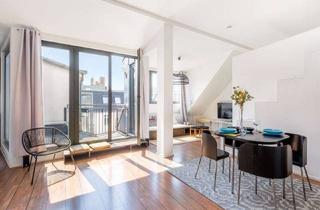 Loft kaufen in Prenzlauer Berg, 10409 Berlin, Berlin-Prenzlauer Berg - Einzigartiges Dachgeschossloft mit Terrasse und Kamin im begehrten Wichertkiez