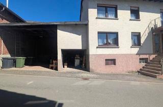 Einfamilienhaus kaufen in 35088 Battenberg, Battenberg (Eder) - Älteres Haus mit Charme und Potenzial zu verkaufen
