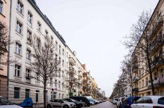 Wohnung kaufen in Schreinerstraße 59, 10247 Friedrichshain, Spacious, renovated Altbau apartment with large balcony in sought-after Samariterkiez.