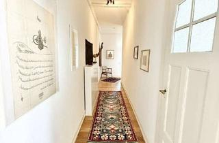 Wohnung kaufen in 68169 Neckarstadt, Altbau - Bezugsfreie, schöne 4-Zimmer Wohnung mit zwei Balkonen am Neckar