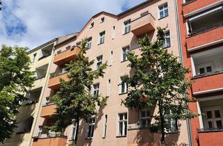 Wohnung kaufen in Flughafenstraße 24, 12053 Neukölln, Leerstehende und renovierungsbedürftige 2-Zimmer-Erdgeschosswohnung