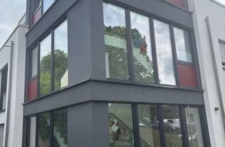 Wohnung kaufen in Hermann-Löns-Str. 22 A, 51469 Bergisch Gladbach, Helle 3 Zimmer Wohnung in 51469 Bergisch Gladbach inkl. Einkaubauküche