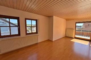 Wohnung kaufen in 72108 Rottenburg, Ruhig & zentral: Gepflegte Dachgeschosswohnung mit Balkon, EBK und Garage in Rottenburg“