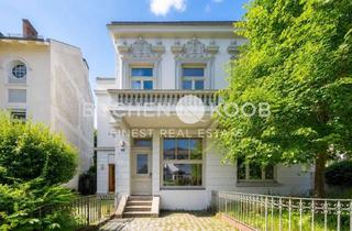 Wohnung kaufen in 22587 Blankenese, Helle Dachgeschosswohnung mit sonnigem Südbalkon in HH-Blankenese