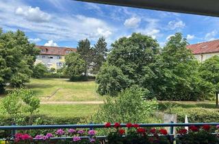 Wohnung kaufen in 63128 Dietzenbach, Schöne 3-Zimmer-Wohnung in Dietzenbach mit Blick ins Grüne und Tiefgaragenstellplatz
