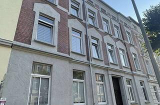 Wohnung mieten in Von-Thünen-Straße 13, 19053 Paulsstadt, Renovierte 2 Zimmer Dachgeschosswohnung mit großer Küche, Tageslichtbad und Balkon im Altbau