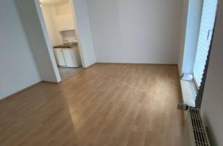 Wohnung mieten in Langerfelder Straße 138, 42389 Langerfeld, Schöne 1-Zimmer-Wohnung zur Miete in Wuppertal