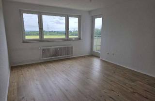 Wohnung mieten in Alte Heerstraße, 42719 Wald, Familienfreundliche 4-Zimmer-Wohnung mit 2 Balkonen und Blick ins Grüne