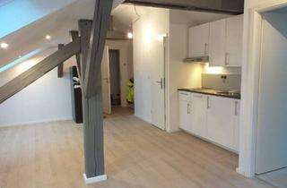 Wohnung mieten in Uhlandshöhe 12, 75365 Calw, Moderne, ruhige 2 Zimmer Wohnung, Einbauküche, Sackgassenlage.