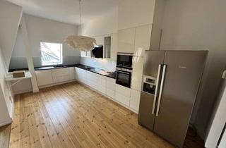 Wohnung mieten in 60325 Westend-Süd, Exklusive Dachgeschoss-Maisonette im Frankfurter Westend