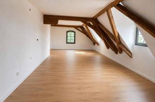 Wohnung mieten in 87740 Buxheim, Großzügige 3-Zimmer-Dachgeschoss-Wohnung über 2 Etagen