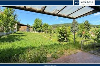 Haus kaufen in 76889 Schweigen-Rechtenbach, Wohnen mit Aussicht: Gut geschnittener Bungalow mit Garten und zwei Garagen