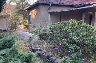 Haus kaufen in Hultschiner Damm 52, 12623 Mahlsdorf, Bungalow mit 146 m² Wohnfläche in Berlin-Mahlsdorf