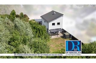 Doppelhaushälfte kaufen in Waltkunstraße 19b, 93326 Abensberg, Doppelhaushälfte am Biotop mit Doppelcarport, moderner Einrichtung und Klimaanlage