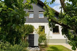 Doppelhaushälfte kaufen in 53359 Rheinbach, Familienfreundliche Doppelhaushälfte mit großem Garten, PV-Anlage und Wärmepumpe