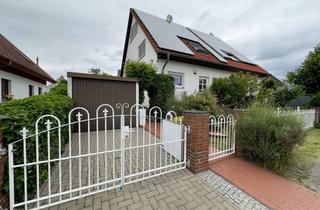 Doppelhaushälfte kaufen in 12526 Bohnsdorf, Charmante Doppelhaushälfte mit modernem Energiesystem und Wohlfühlfaktor