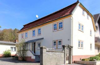Haus kaufen in 36419 Schleid, Denkmalgeschütztes Pfarrhaus mit großem Nebengebäude in Schleid-Kranlucken