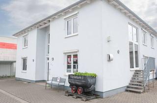 Gewerbeimmobilie kaufen in 45711 Datteln, Vermietete Gewerbeeinheit mit Büro und Werkstatt in Datteln...