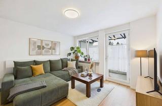 Wohnung kaufen in Dietzfelbingerplatz, 81739 München, Stilvolles Wohnen im Münchener Südosten: Lichtdurflutete 2-Zimmer-Wohnung mit Balkon & Tiefgarage