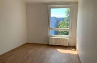 Wohnung mieten in Tegeler Straße 13, 40789 Monheim, Einzugsbereite Familienwohnung mit 2 Balkonen mit toller Raumaufteilung