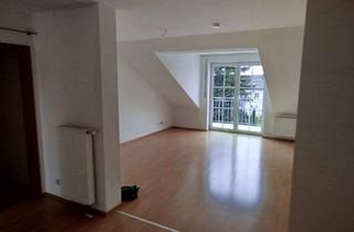 Wohnung mieten in Leitenweg 3a, 85139 Wettstetten, Geschmackvolle, gepflegte 3-Raum-Dachgeschosswohnung mit EBK in Wettstetten