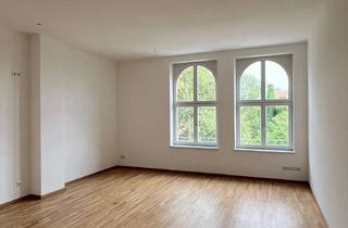 Wohnung mieten in Stollwerckstraße 13, 04808 Wurzen, **Charmante 2 Zimmer-Whg. mit Parkett, Fuß.b.hzg, u.v.m..** (WE 12)