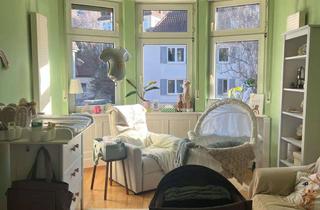 Wohnung mieten in 70180 Süd, Altbau 3-Zimmer-Wohnung mit Balkon und neuer Einbauküche im begehrten Lehenviertel