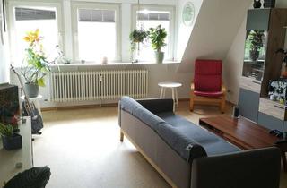 Wohnung mieten in Hausdorffstraße 13, 53129 Kessenich, Schöne helle 3-Zimmer Dachgeschosswohnung in Bonn-Kessenich
