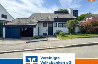 Einfamilienhaus kaufen in 72766 Reutlingen, Familien aufgepasst! Freistehendes Einfamilienhaus mit Einliegerwohnung einer Terrasse auf großem Gr