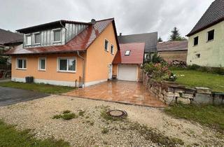 Haus kaufen in 91238 Offenhausen, Viel Platz für die Familie oder auch zwei Generationen - Zweifamilienhaus mit ca. 731 qm Grundstück