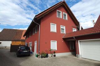 Haus kaufen in 97215 Simmershofen, Mehrfamilienwohnhaus mit Nebengebäuden in Hohlach zu verkaufen!