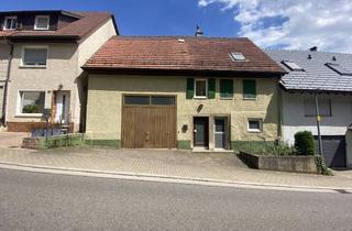 Einfamilienhaus kaufen in 71297 Mönsheim, Einfamilienhaus mit großzügigem Grundstück und Scheune zum Ausbau