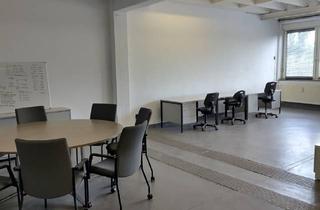 Büro zu mieten in 90441 Nürnberg, Helles Bürolösungen mit Meetingraum, teilmobiliert und -ausgestattet.