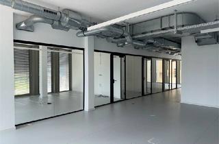 Büro zu mieten in Köpenicker Str. 41, 10179 Berlin, Modernes Lichtdurchflutetes Büro an der Spree zu mieten