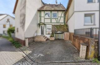 Haus kaufen in 35792 Löhnberg, Klein, fein und voller Charme - Fachwerkhaus in Löhnberg