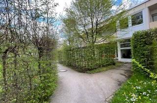 Wohnung kaufen in 82008 Unterhaching, Seltene Gelegenheit: 2-Zimmer-Gartenwohnung mit zwei Sonnenterrassen