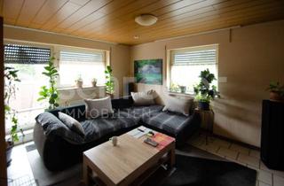 Wohnung kaufen in Rosenstraße, 52428 Jülich, Vermietete, gut geschnittene 3-Zimmer Dachgeschosswohnung mit Balkon und Garage