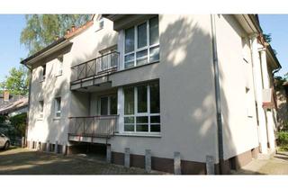 Wohnung kaufen in 15566 Schöneiche, Bezugsfreie 1,5 Zimmer-Wohnung mit Balkon in schöner Ortslage, Stellplatz inklusive!