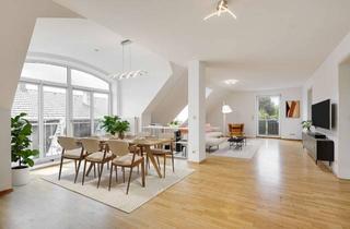 Wohnung kaufen in 85258 Weichs, Große Dachgeschosswohnung mit extra Studio & Garten