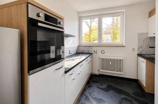 Wohnung kaufen in 22926 Ahrensburg, Stilvoll modernisierte 3-Zimmer-Wohnung mit Südwest-Terrasse in gefragter Lage von Ahrensburg
