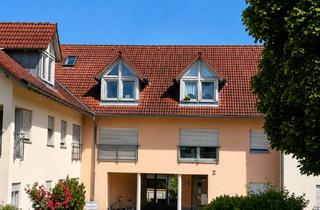 Wohnung kaufen in St. Galusstr., 78086 Brigachtal, Attraktive Kapitalanlage: Vermietete 1-Zimmer-Dachgeschosswohnung mit Stellplatz