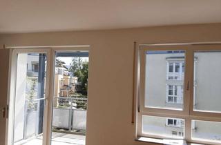 Wohnung mieten in 72555 Metzingen, Sonnige 2-Zimmer-Wohnung mit überdachtem Balkon und Einbauküche in Metzingen