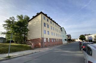 Wohnung mieten in 07950 Zeulenroda-Triebes, Lichtdurchflutete 3-Zimmer-Wohnung mit Balkon in Zeulenroda