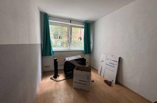 Wohnung mieten in Blocksberg 11b, 24103 Damperhof, Charmante 2-Zimmer-Dachgeschosswohnung in ruhiger Innenhoflage