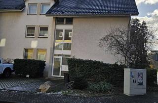 Wohnung mieten in Kasseler Weg 10, 53859 Niederkassel, Niederkassel-Ranzel-Vierzimmer-Wohnung ab dem 01.08.2026 zu vermieten