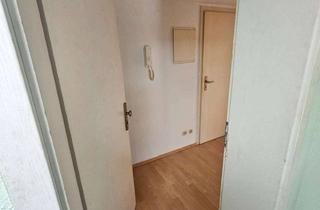 Wohnung mieten in Schöninger Straße 4/5, 39122 Magdeburg, Individuelle 2-Zimmer-Wohnung im Dachgeschoss zu vermieten