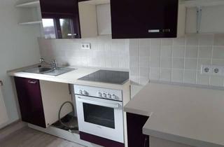 Wohnung mieten in Melanchthonstraße 25, 02826 Südstadt, Schöne Dachgeschosswohnung mit Einbauküche und Wannenbad